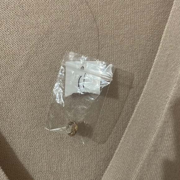 Sweater - Picture 3 of 3